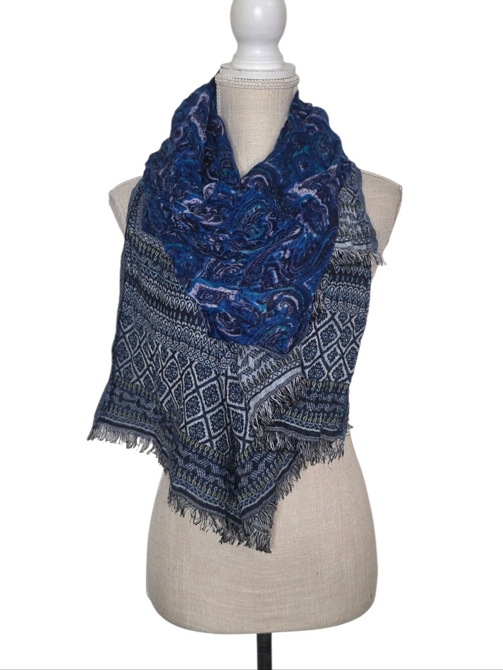 5/$15 Blue Paisley Tassel Boho Scarf